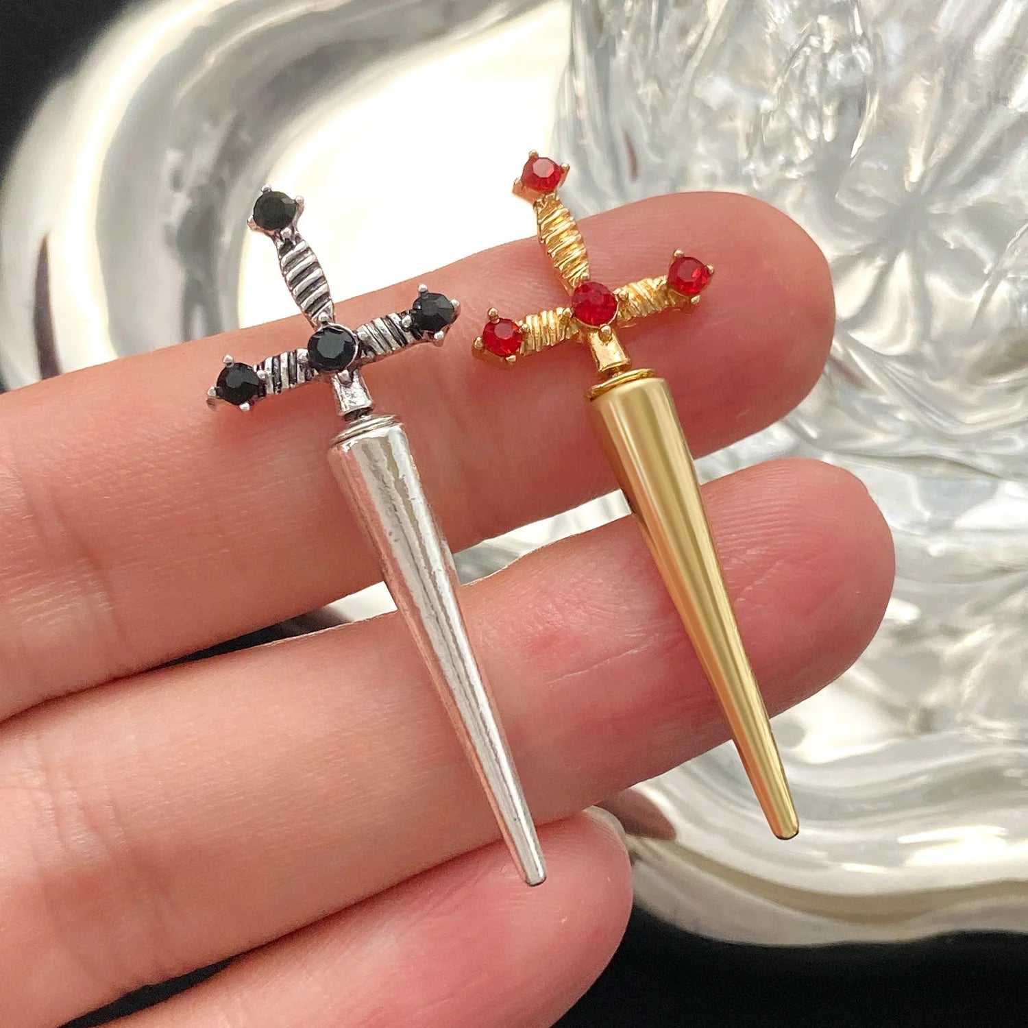 Hot Selling Goth Kinitial Sword Shape Piercing Earrings Women Men Punk Jacket Dagger Crystal Decor Party Earring