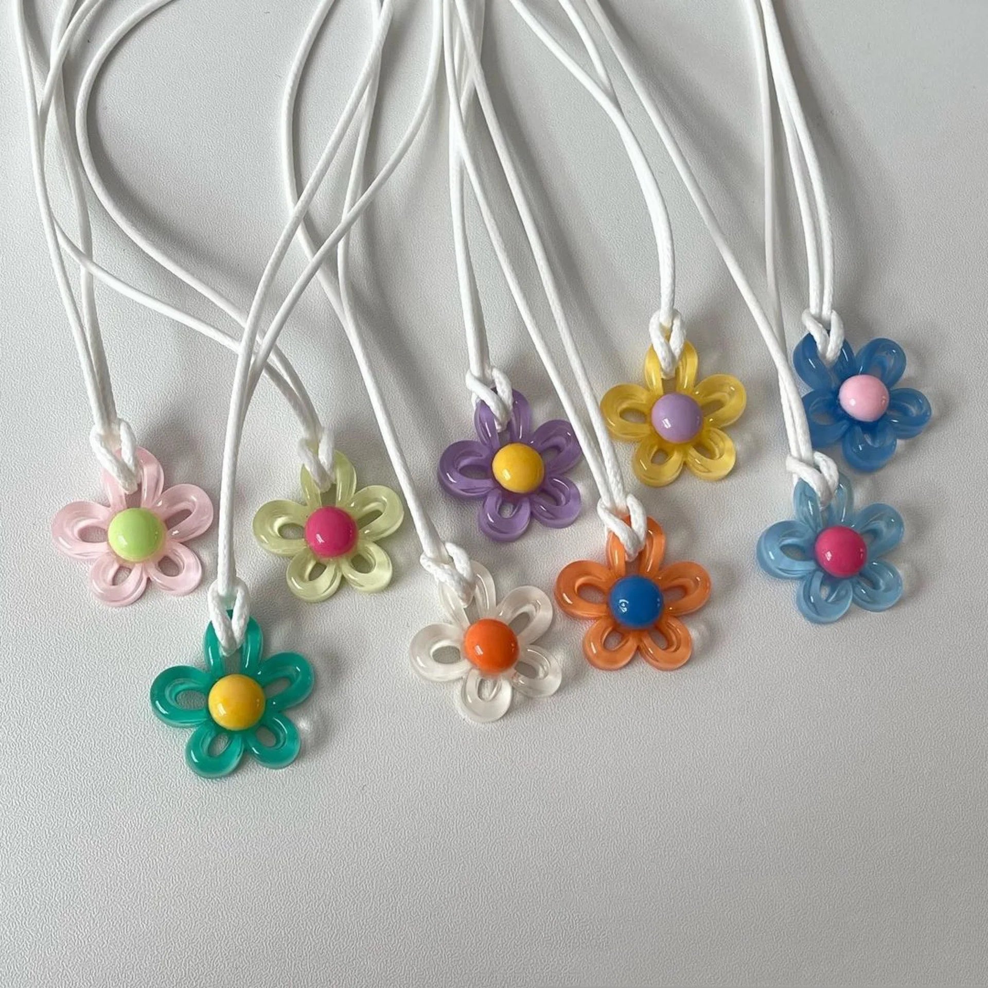Fashion 2024 Acrylic Flower Pendant Rope Chain Necklace Pastoral Style Women Korean Fashion Y2K Clavicle Necklace